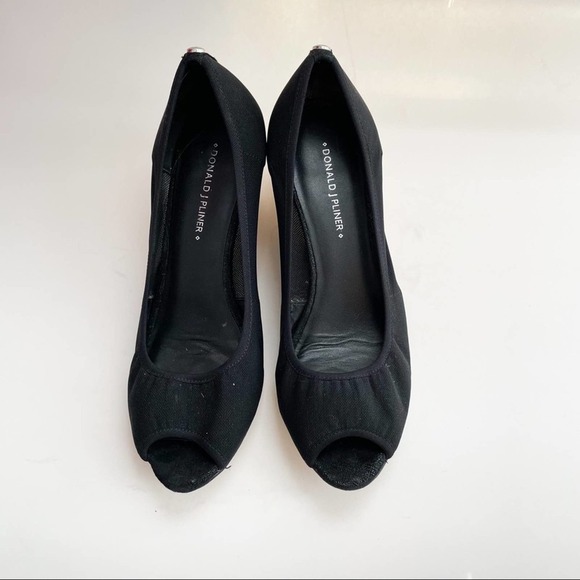 Donald J Pliner Black Peep Toe Wedges size 7.5M - Picture 1 of 5